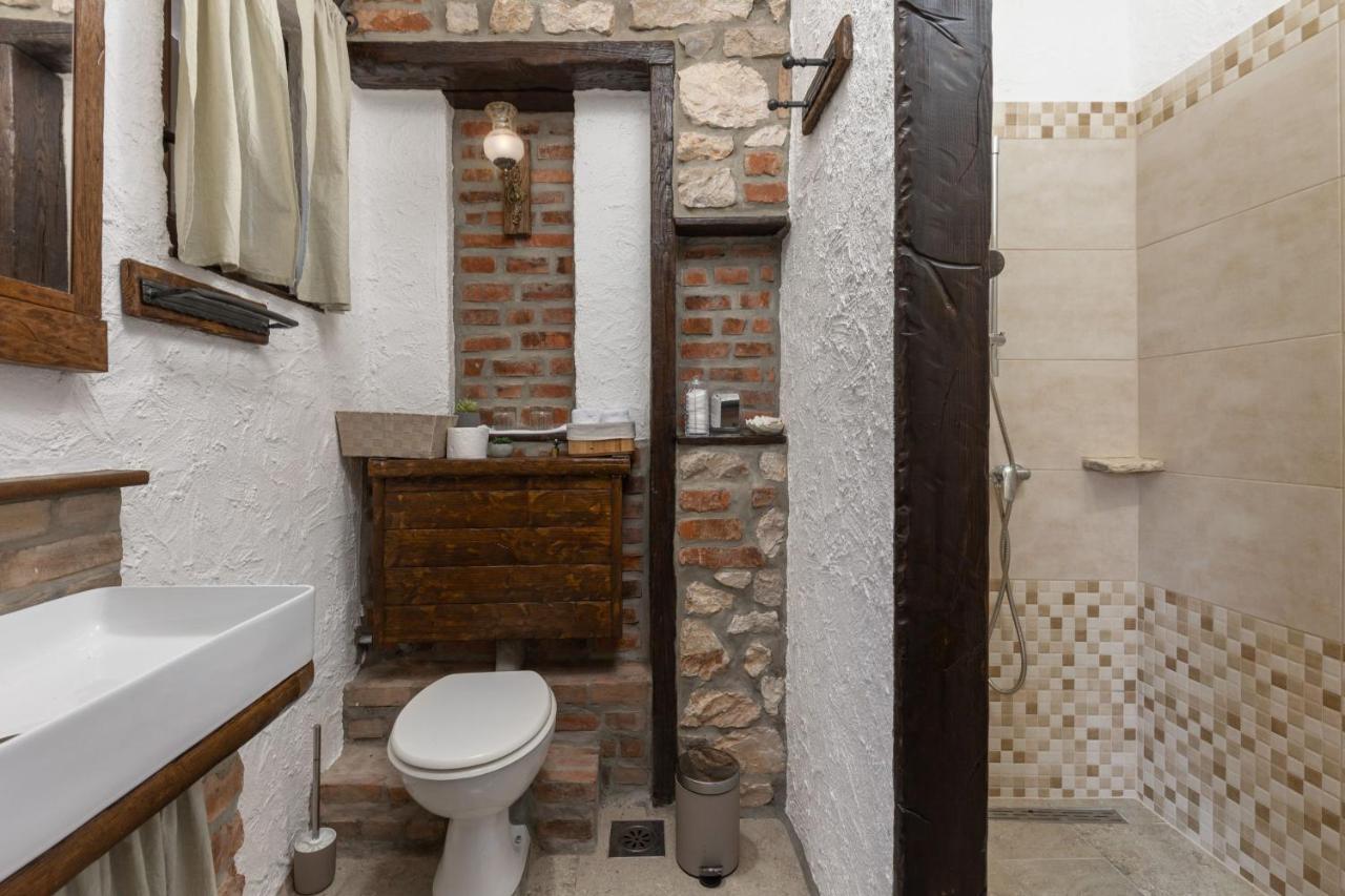 Pool Villa Cupido - Happy Rentals Drivenik Екстериор снимка