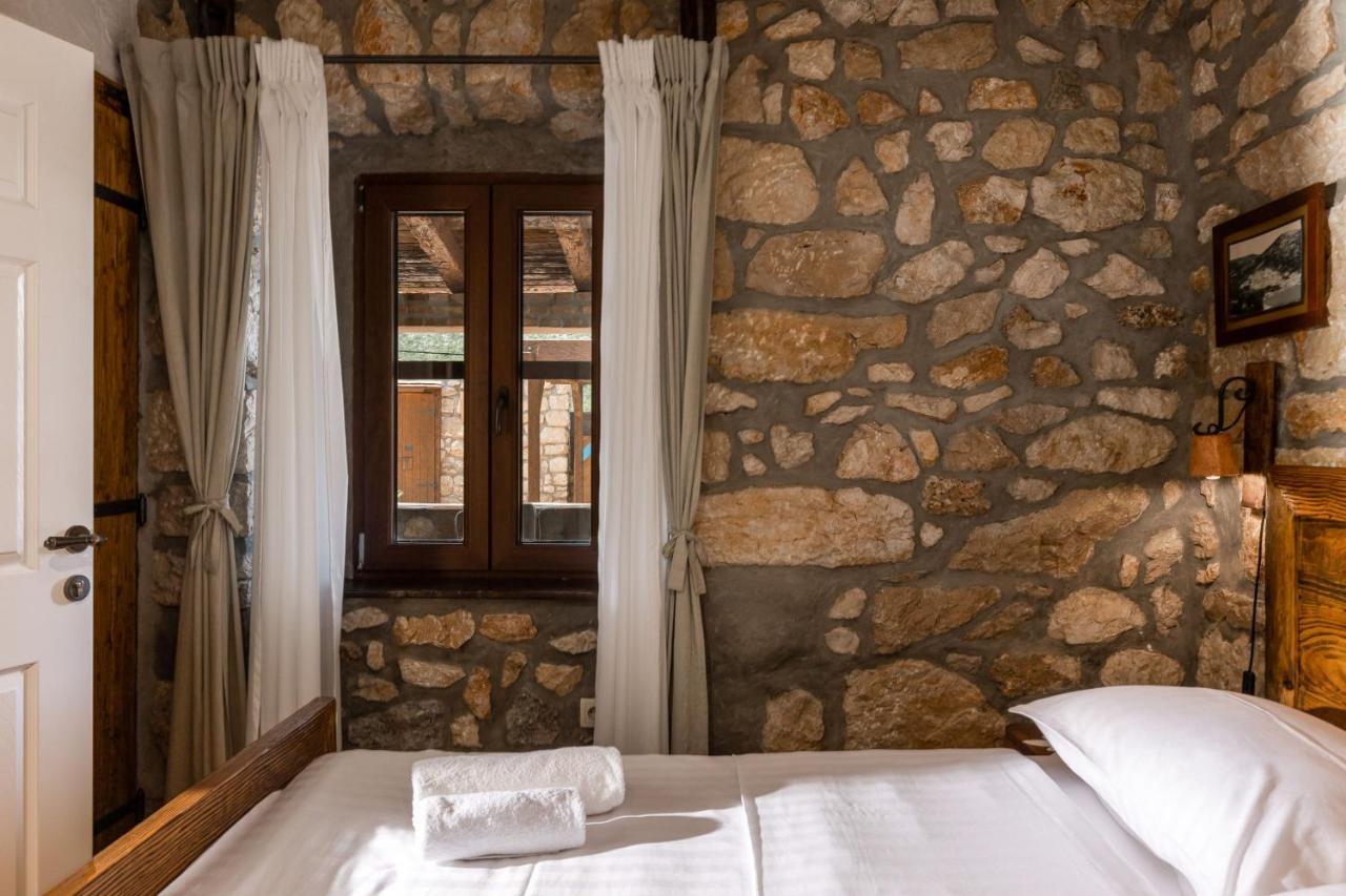 Pool Villa Cupido - Happy Rentals Drivenik Екстериор снимка