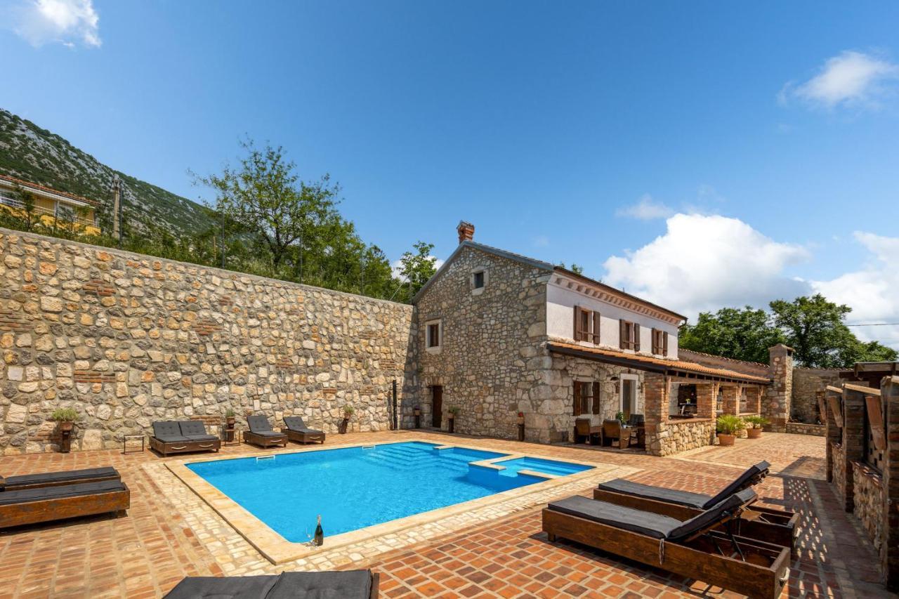 Pool Villa Cupido - Happy Rentals Drivenik Екстериор снимка